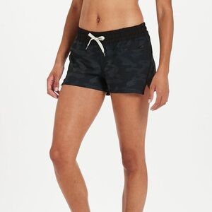 Vuori Women’s Clementine Shorts in Black Camo
